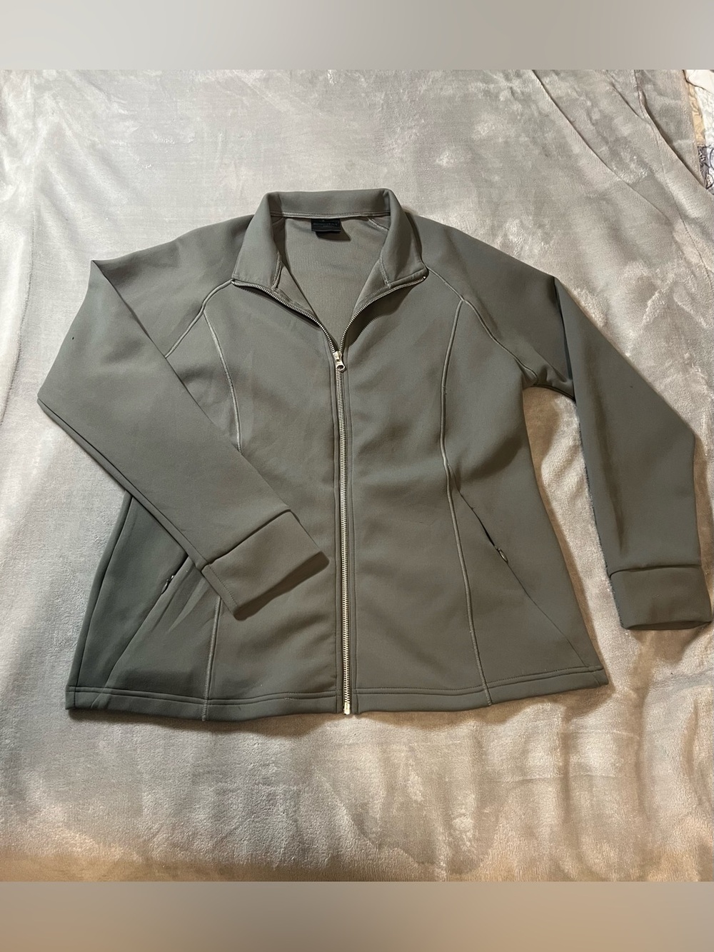 Women’s Large Full-Zip Up Dusty Olive Green Jacket Pockets